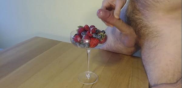  Berries and Cream, Cum on Food